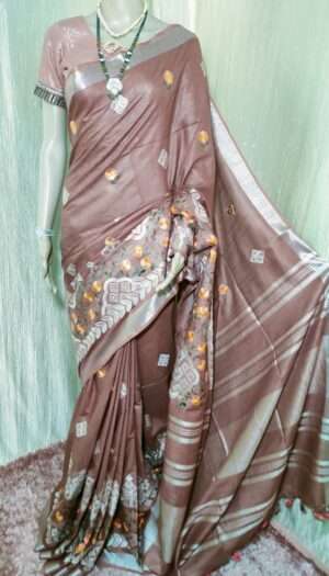 Latest Women's Pure Cotton Emboidery Work Saree