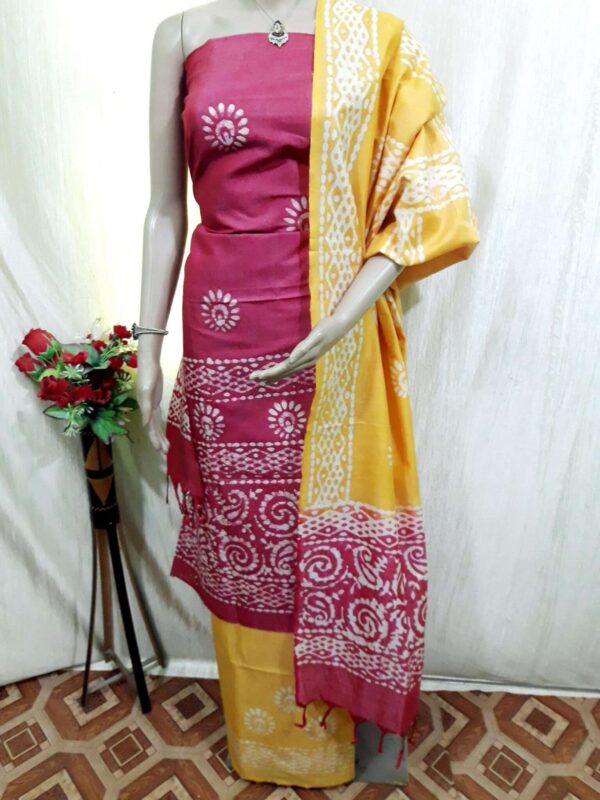 Latest Women's Khadi Cotton Hand Batik Print Dresses